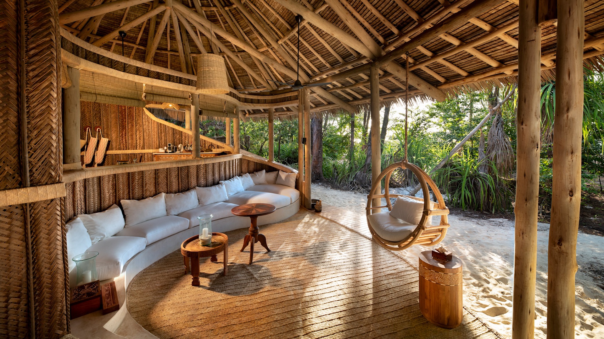Barefoot Luxury – Mnemba Island
