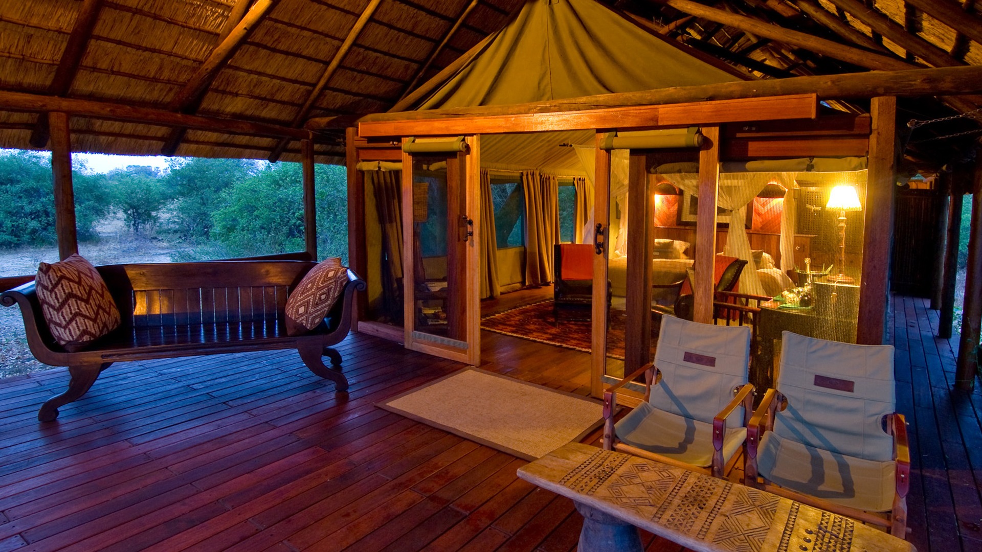 Helicopter into the Wild – Selinda Reserve